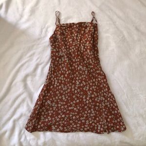 Verge girl dress w/ slit